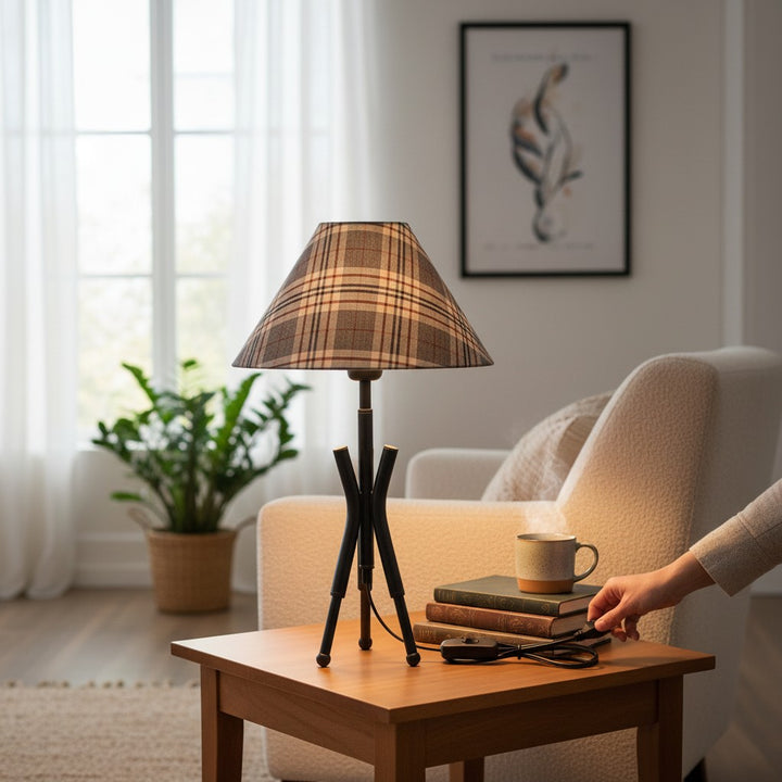 Minimalist Tripod Metal Table Lamp