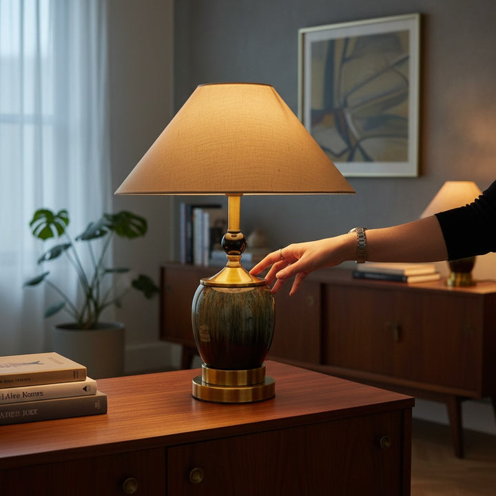 Vintage Amber Glow Ceramic Table Lamp