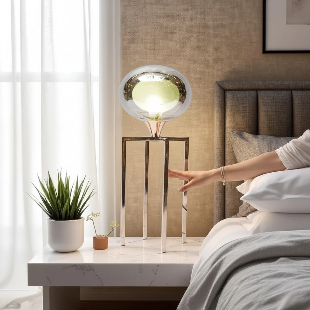 Luna  Edge LED Desk Lamp