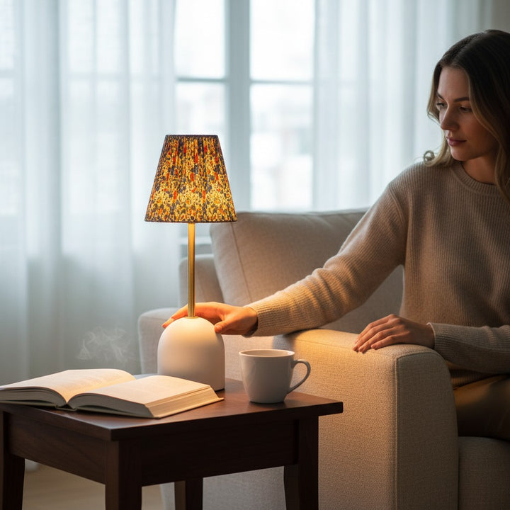 Artistic Pleated Touch Sensor Table Lamp