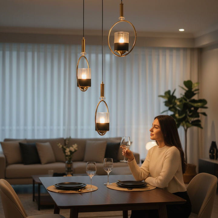 Luxury Modern Wall Light with Brass Coating and Glass Crystals